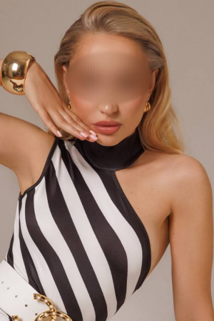 blonde-edgware-road-marylebone-marble-arch-savage-r17753776721902-0003.jpg