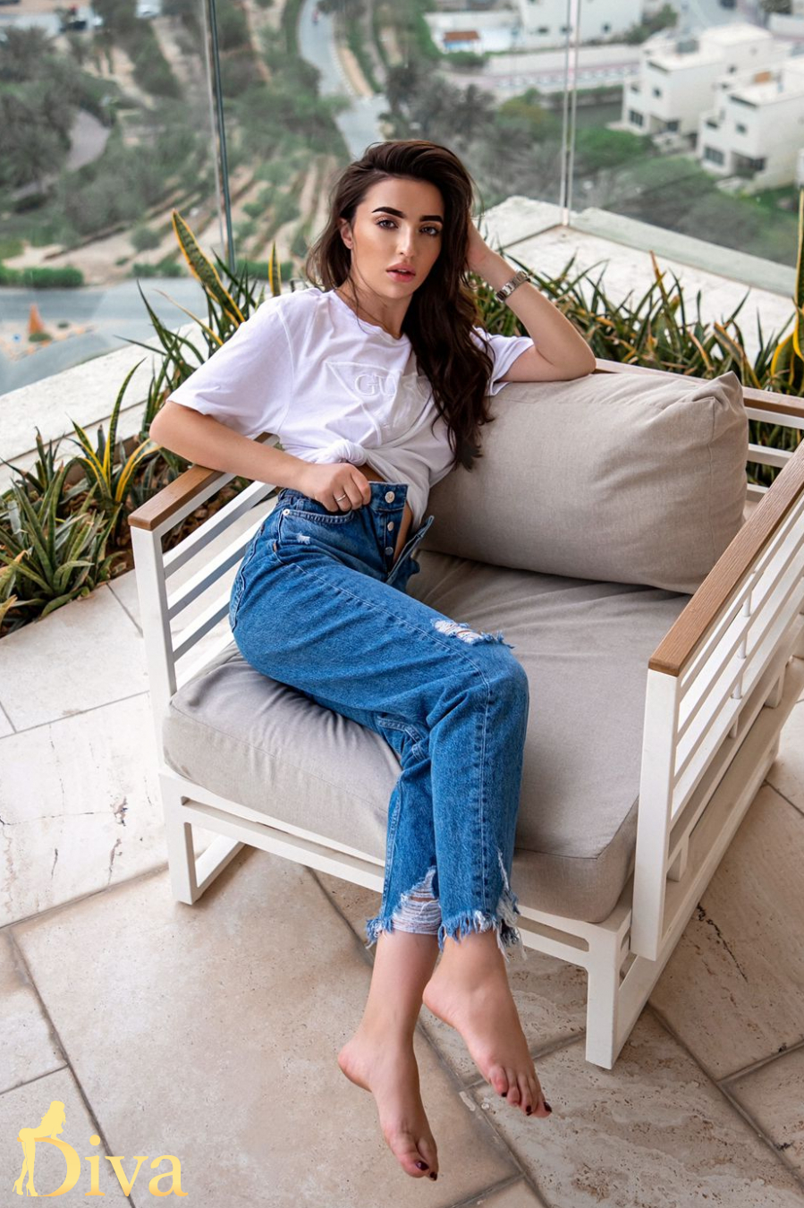 brunette-south-kensington-sloane-square-knightsbridge-saida-r16973221648823-0002.jpg