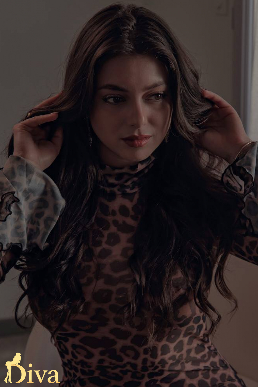 brunette-acton-central-nickla-r17699713469707-0001.jpg