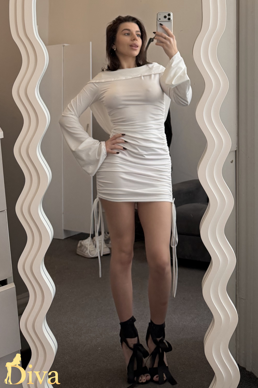 brunette-earls-court-gloucester-road-west-kensington-zivanka-r17757533203735-0001.jpg