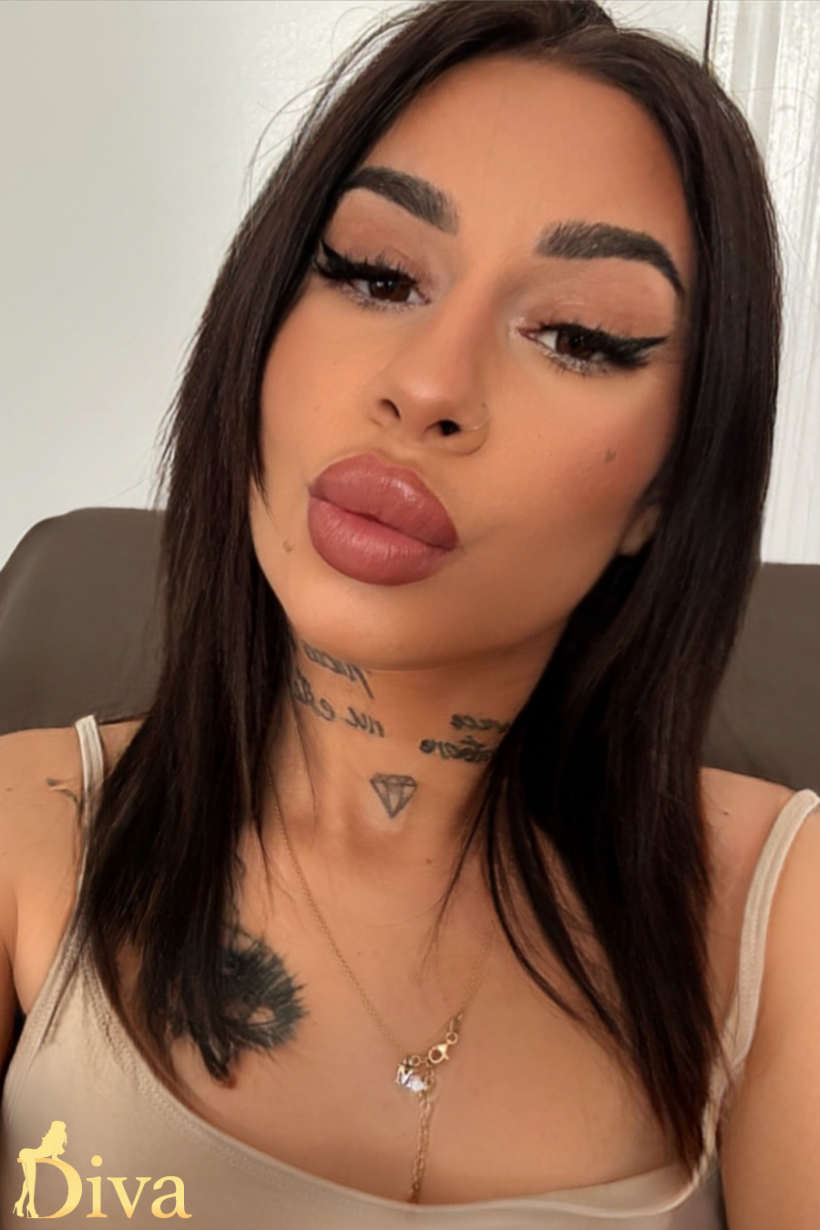 brunette-bayswater-embata-r17658177600022-0002.jpeg