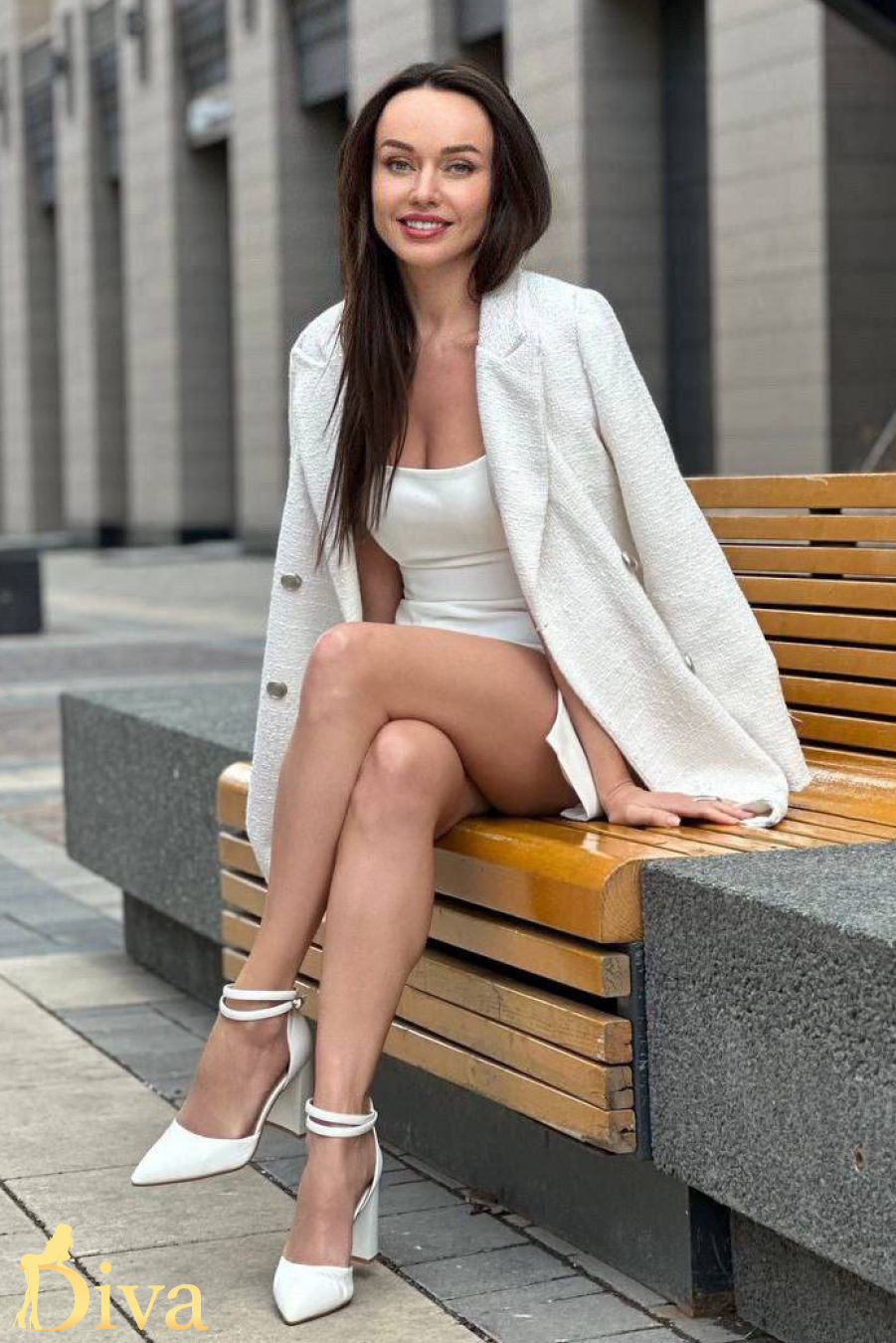brunette-earls-court-west-kensington-west-brompton-cassidy-r17147351815191-0002.jpg