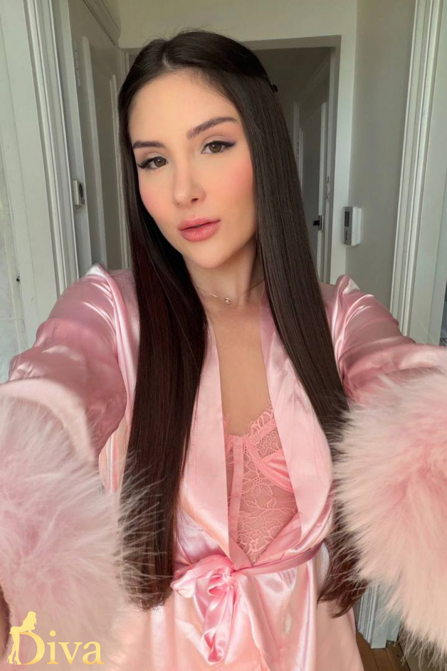 brunette-earls-court-west-brompton-west-kensington-fiery-r17743071873729-0002.jpg