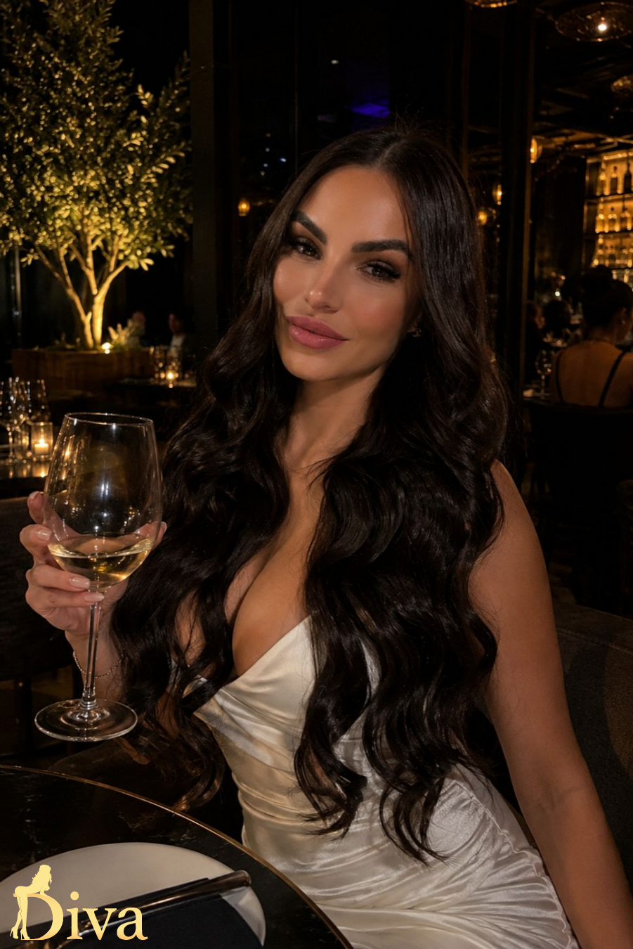 brunette-bond-street-oxford-circus-green-park-marble-arch-nilou-r17800550159898-0001.jpg