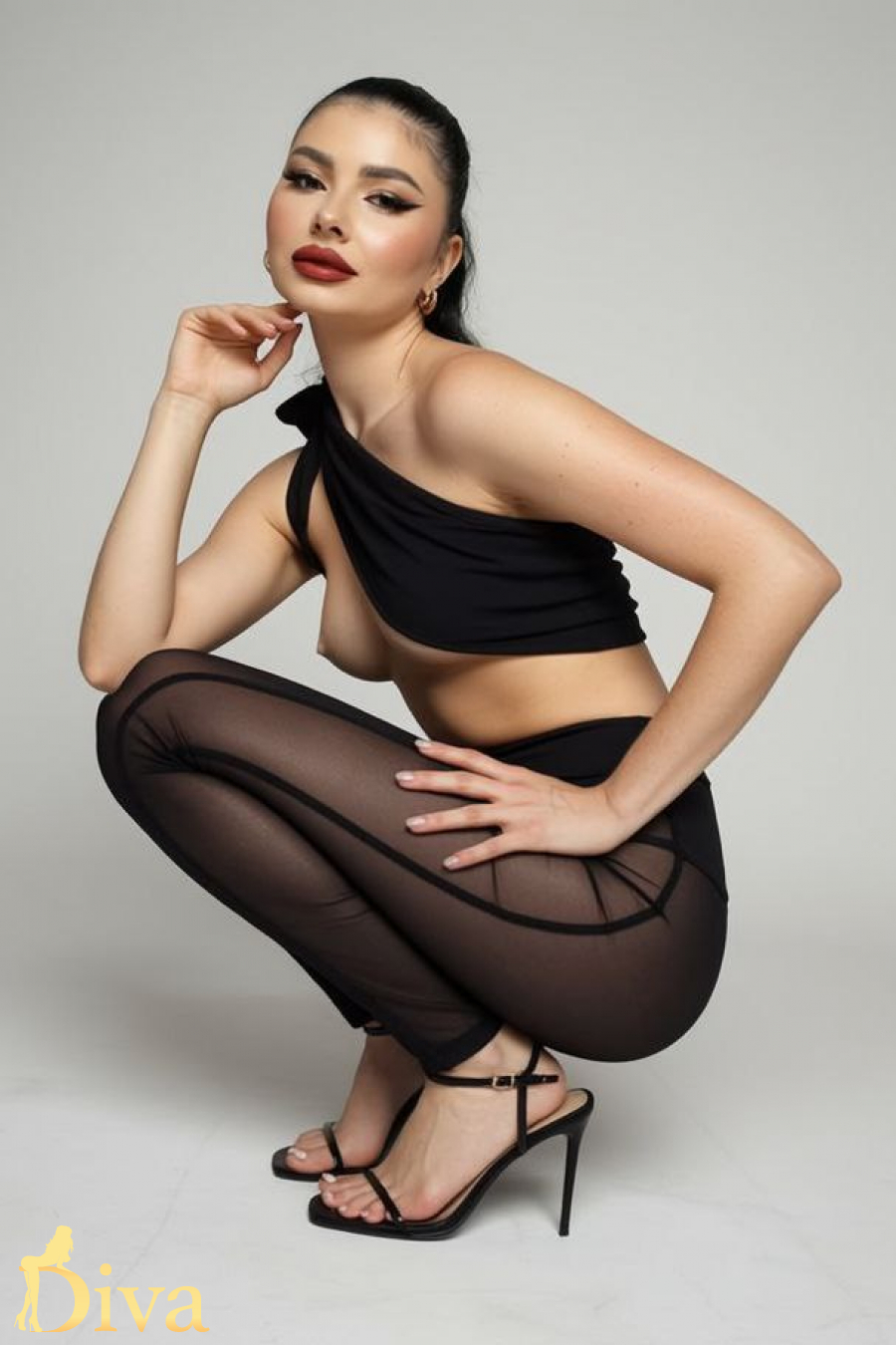 brunette-edgware-road-paddington-lancaster-gate-daisie-r17736600184726-0002.jpg