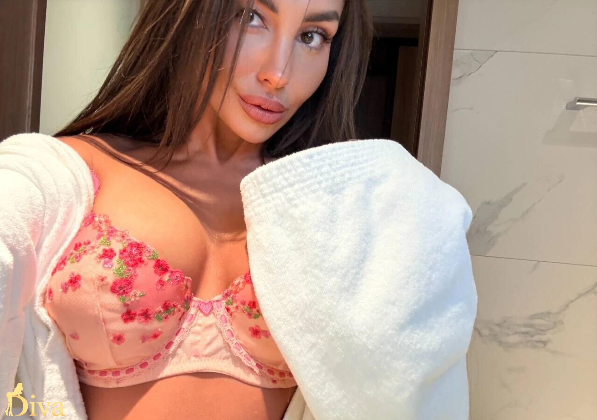 griselda-r17794529687479-0001.jpg