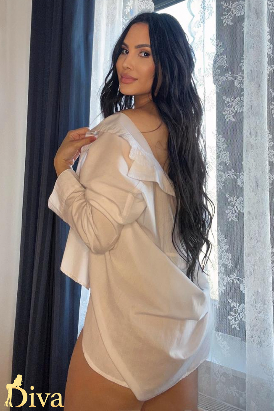 brunette-earls-court-gloucester-road-south-kensington-west-brompton-garnet-r17660694359778-0001.jpg