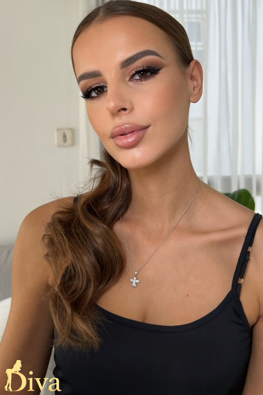 brunette-high-street-kensington-gloucester-road-earls-court-south-kensington-akteona-r16992816663029-0001.jpeg