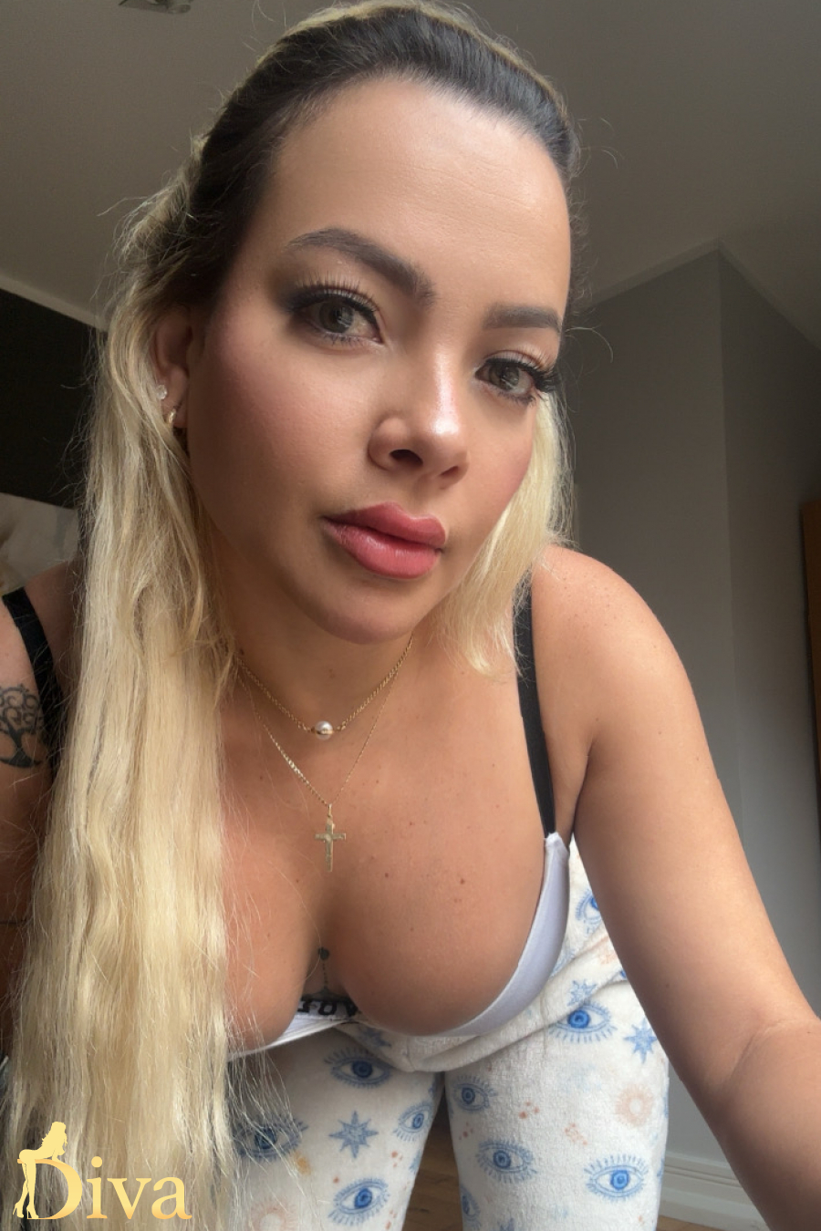 blonde-limehouse-stepney-green-shadwell-smoky-r17317544519799-0001.jpg