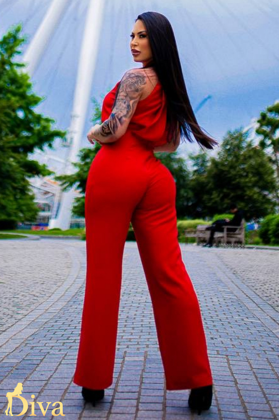 brunette-north-acton-donika-r17387706899220-0001.jpeg
