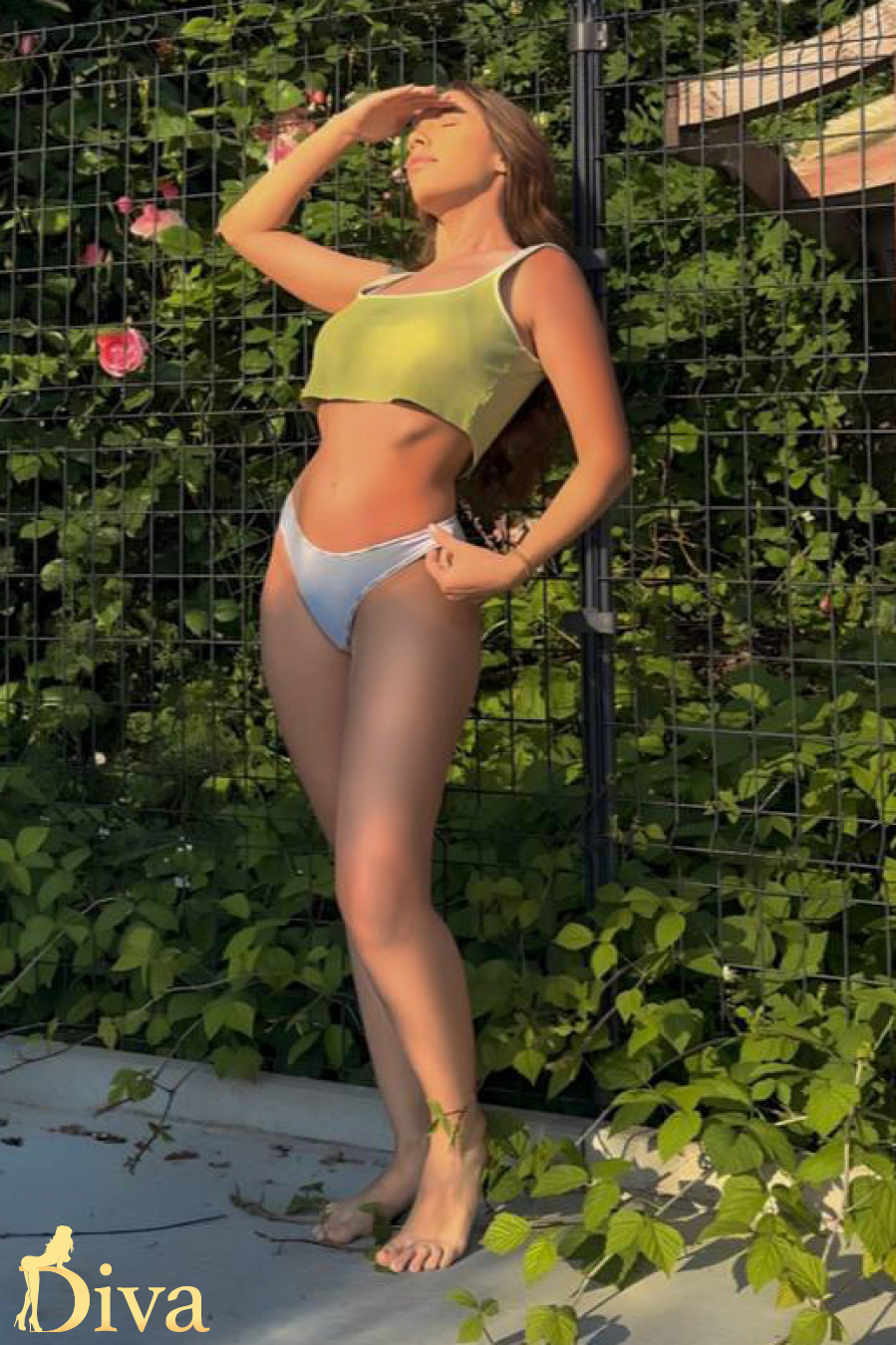 brunette-scarlett-r16972419023554-0001.jpeg