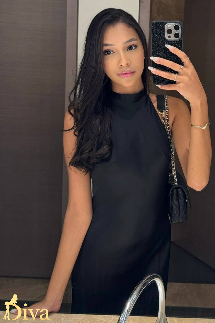 brunette-south-kensington-fulham-broadway-earls-court-gloucester-road-aiden-r17543372111436-0001.jpg