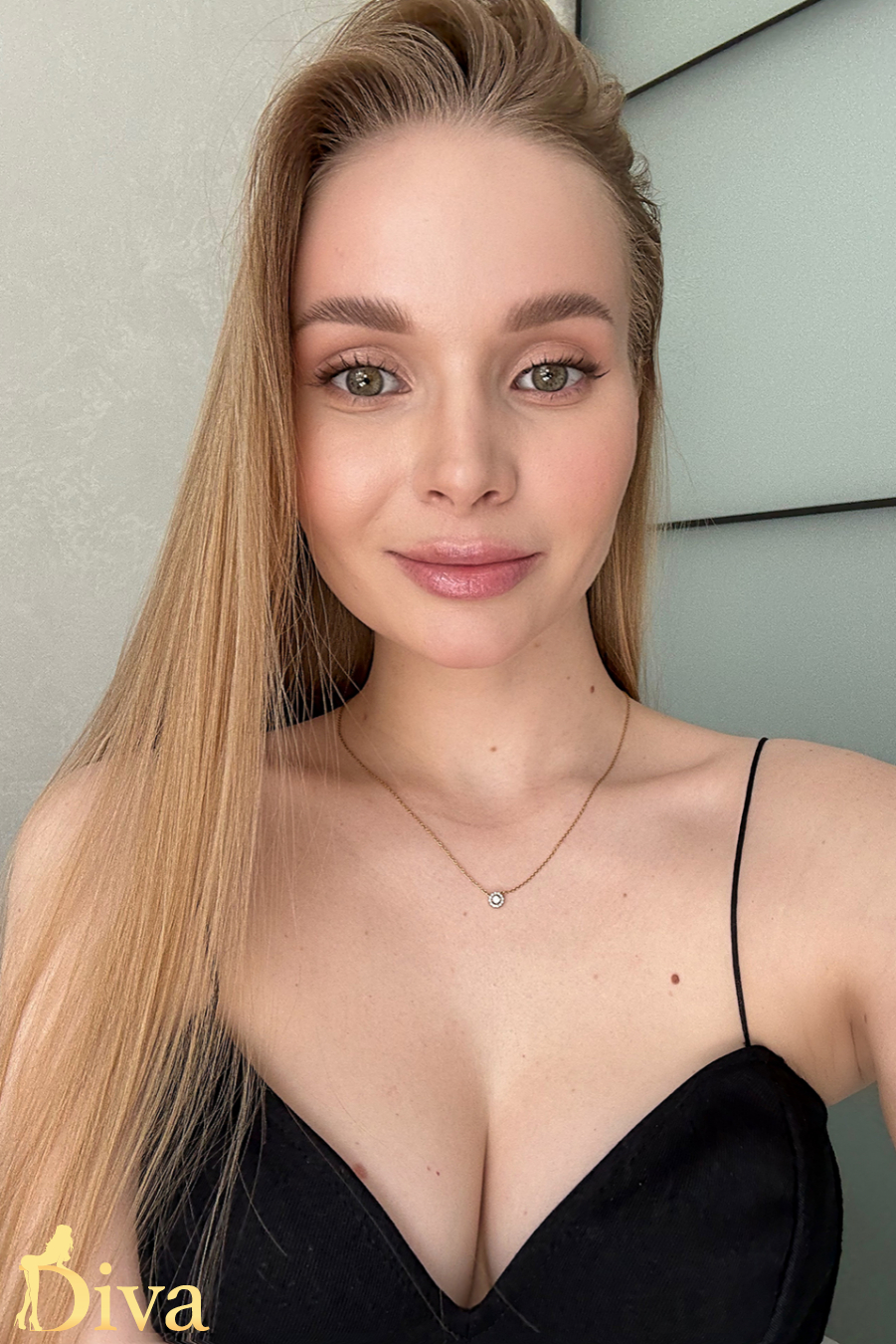 blonde-earls-court-gloucester-road-south-kensington-milasha-r17491994560112-0001.jpeg