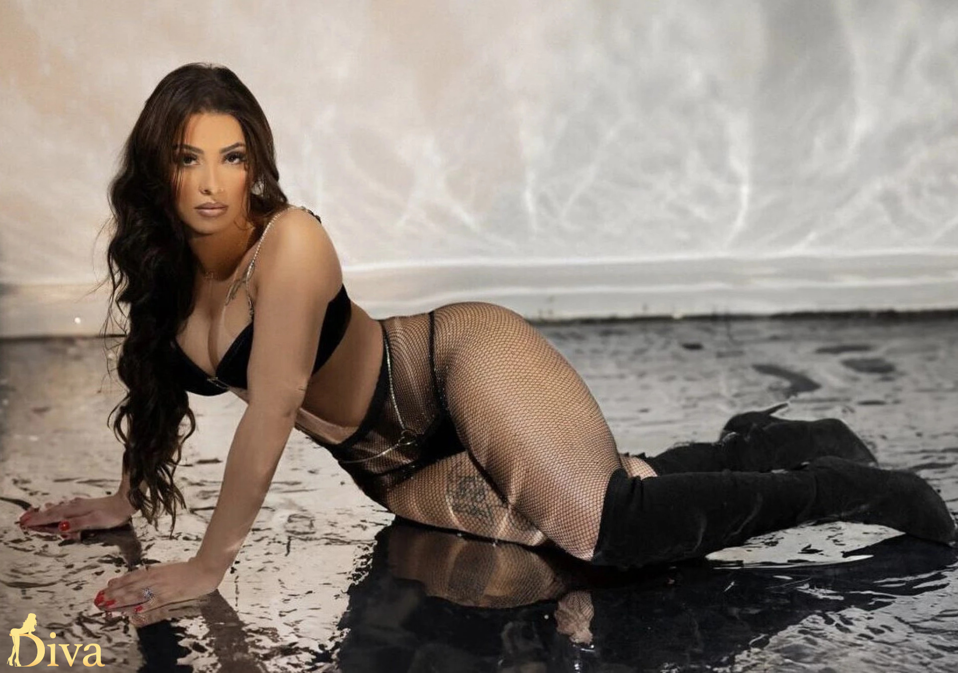 brunette-north-acton-troya-r17550781117608-0002.jpeg