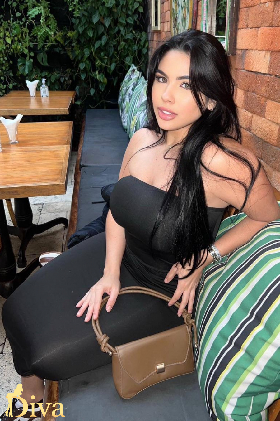 brunette-west-kensington-bingo-r17315790927428-0002.jpeg