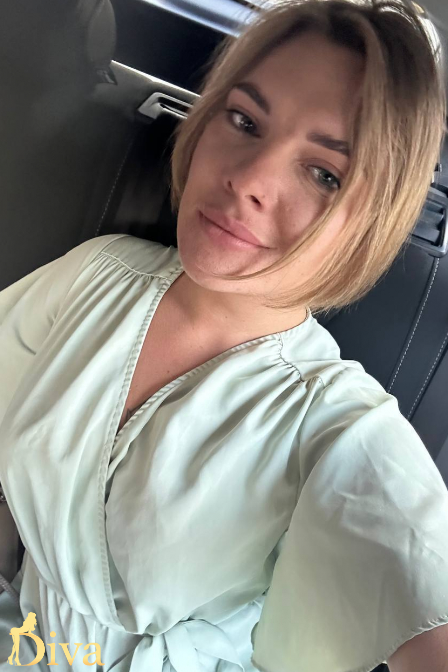 blonde-earls-court-gloucester-road-west-brompton-west-kensington-lotus-r17499859261297-0001.jpg