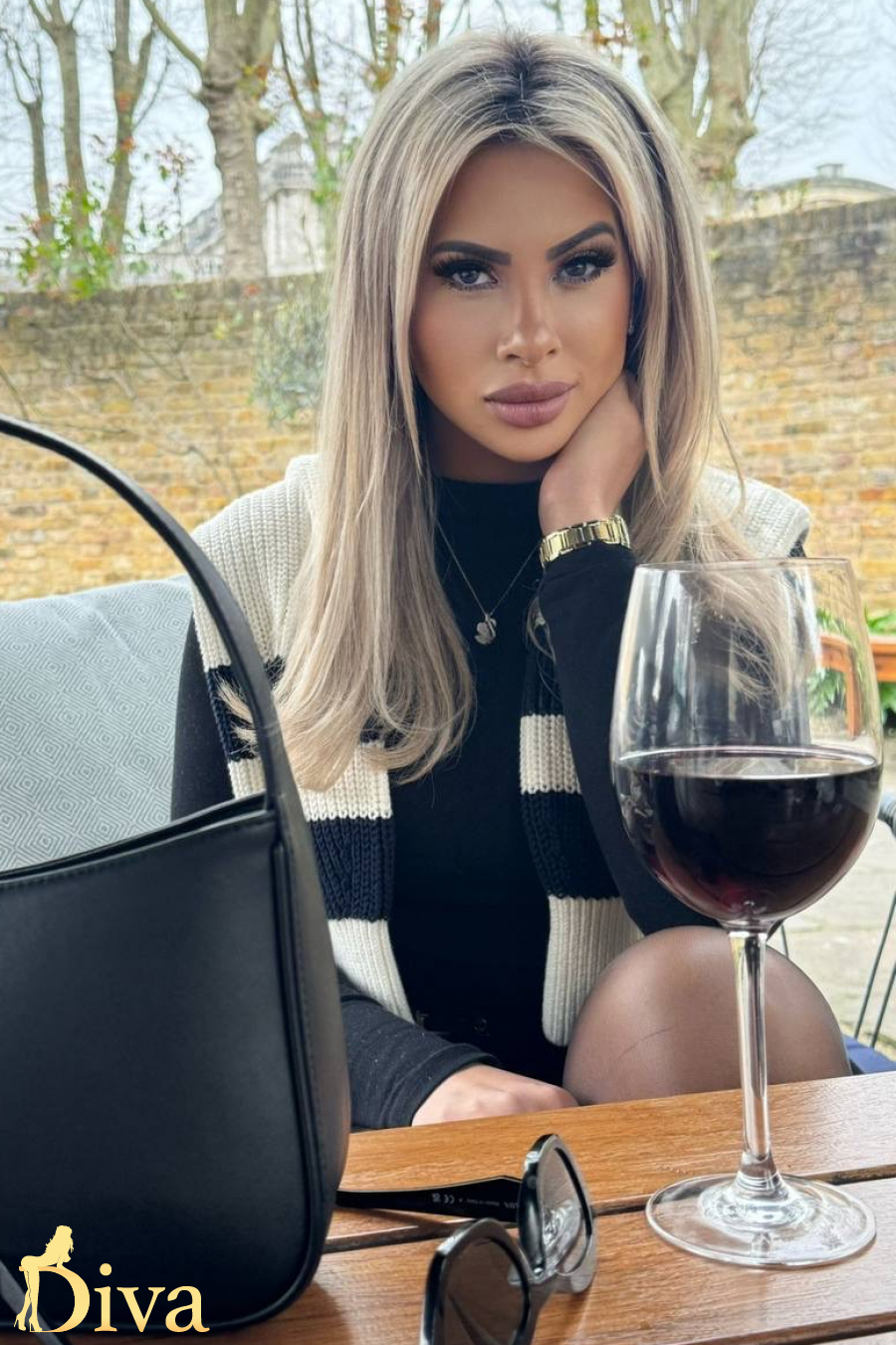 blonde-wandsworth-road-nine-elms-battersea-park-zaira-r17655712037538-0001.jpg