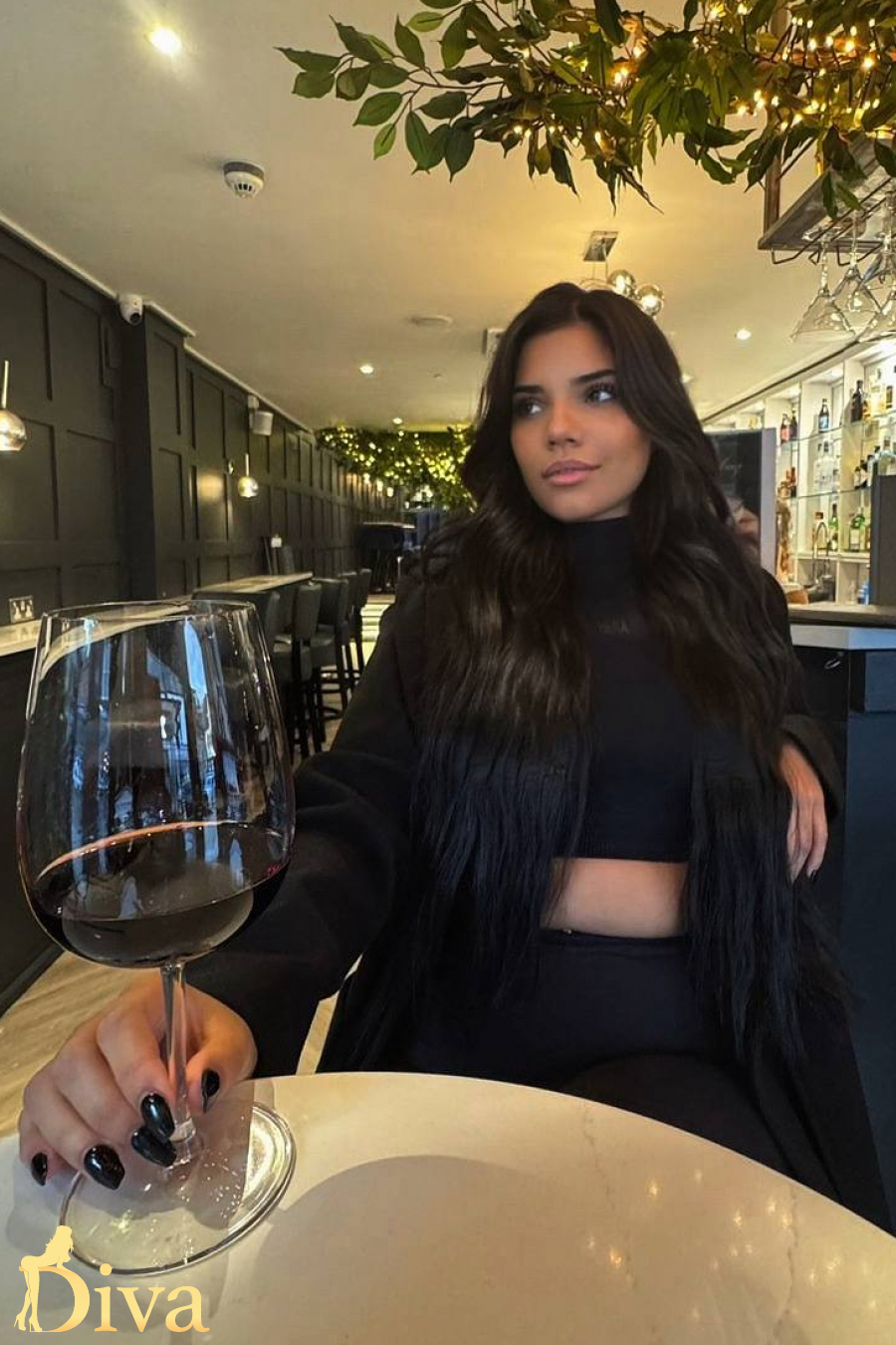 brunette-acton-town-bravia-r17674667891832-0001.jpg