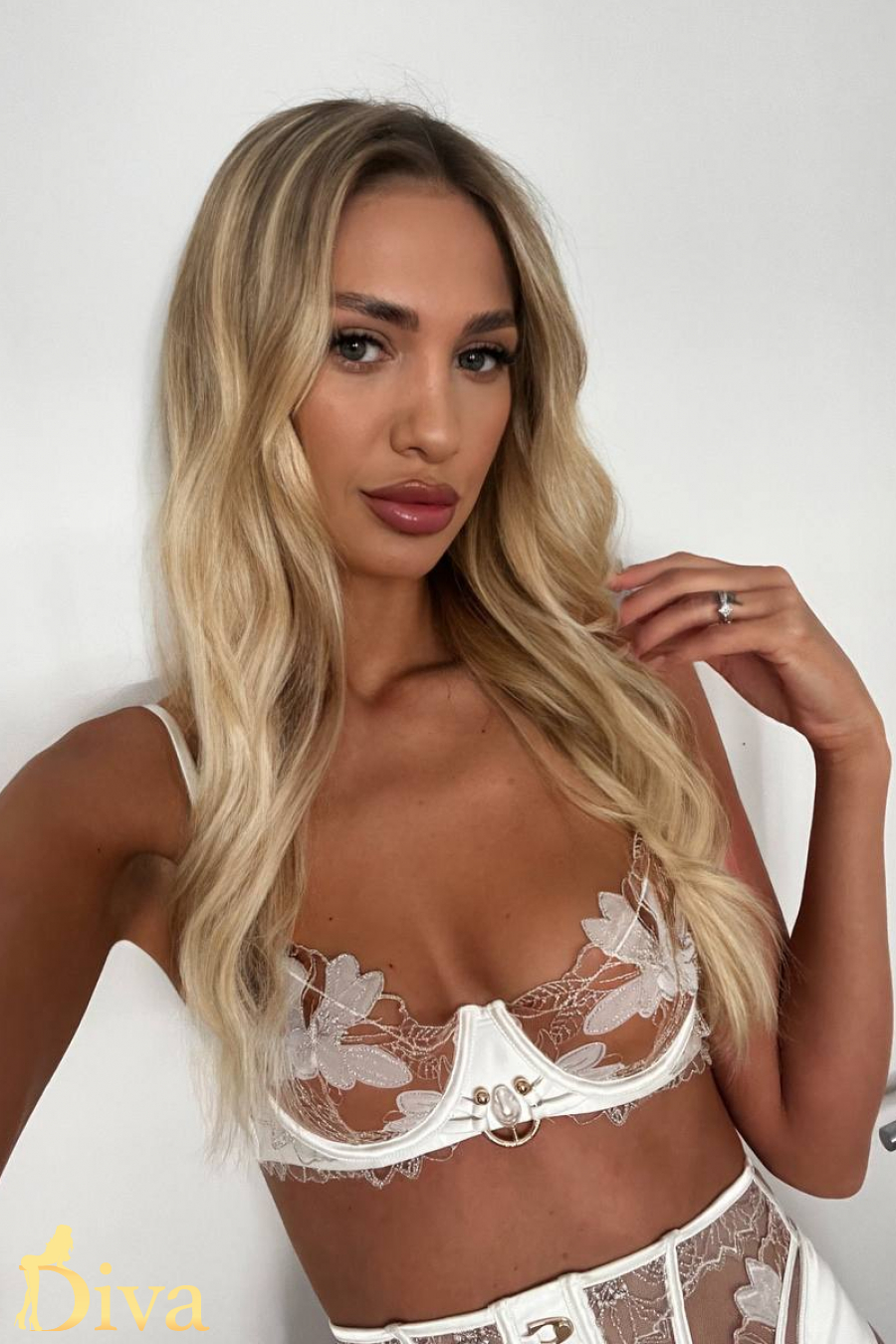 blonde-farringdon-angel-chancery-lane-barbican-germanika-r17178378274238-0002.jpg