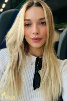 blonde-earls-court-gloucester-road-south-kensington-west-brompton-bumble-r17435187141141-0001.jpg