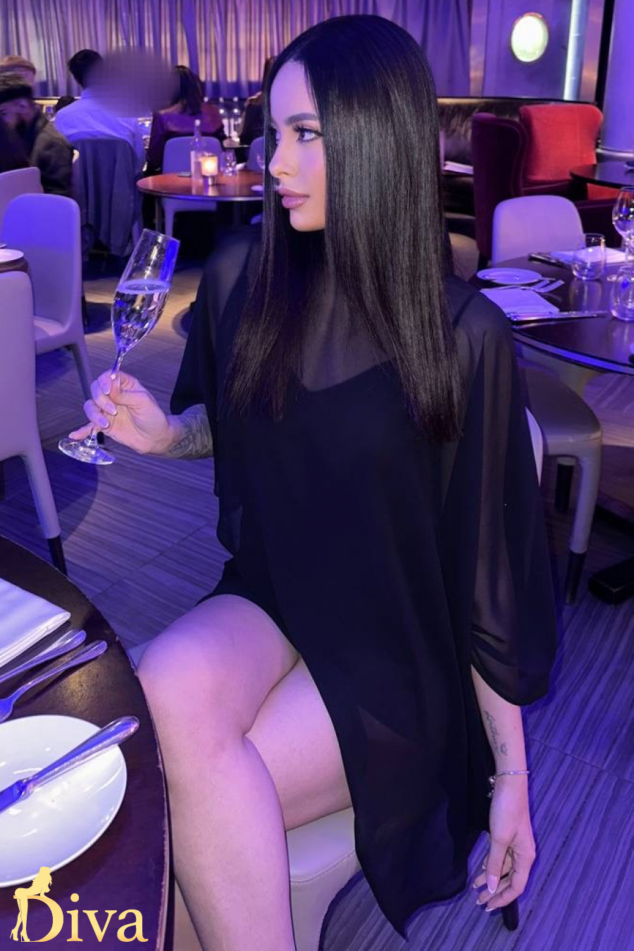 brunette-paddington-bayswater-queensway-lancaster-gate-milkyway-r17721895079203-0002.jpeg