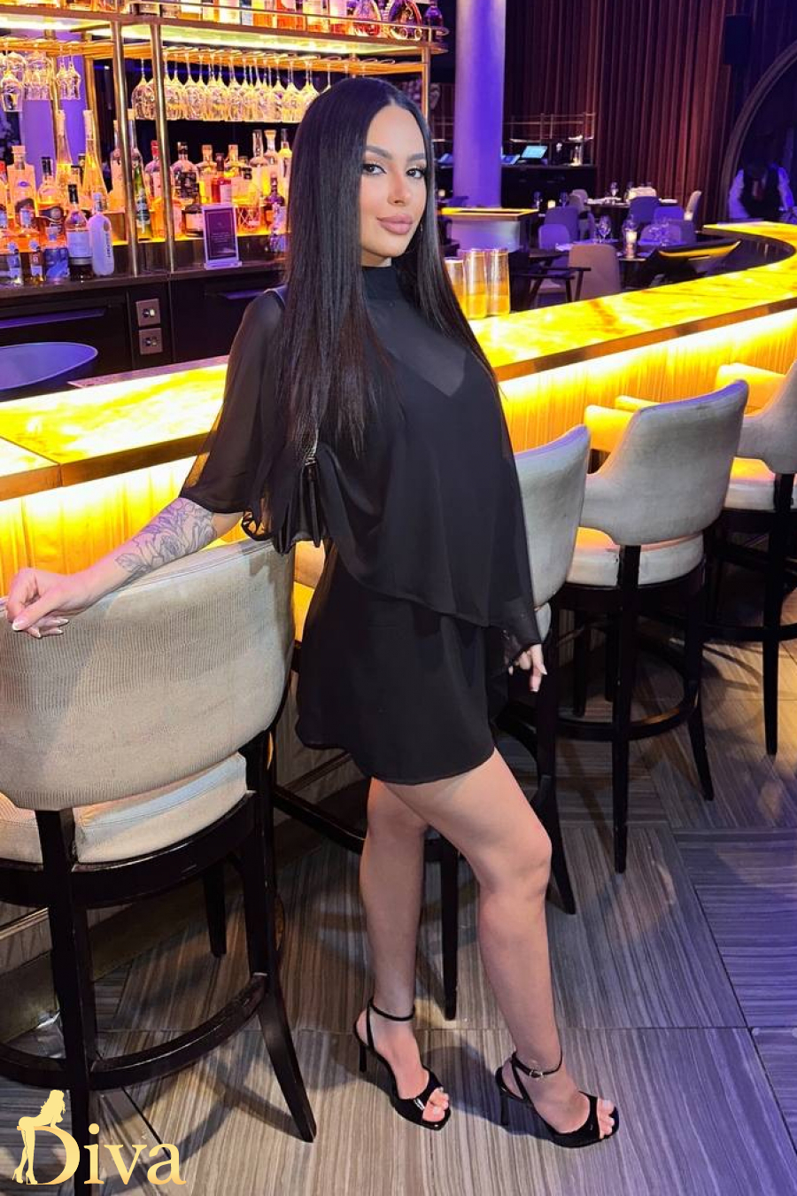 brunette-paddington-bayswater-queensway-lancaster-gate-milkyway-r17721895114832-0001.jpeg