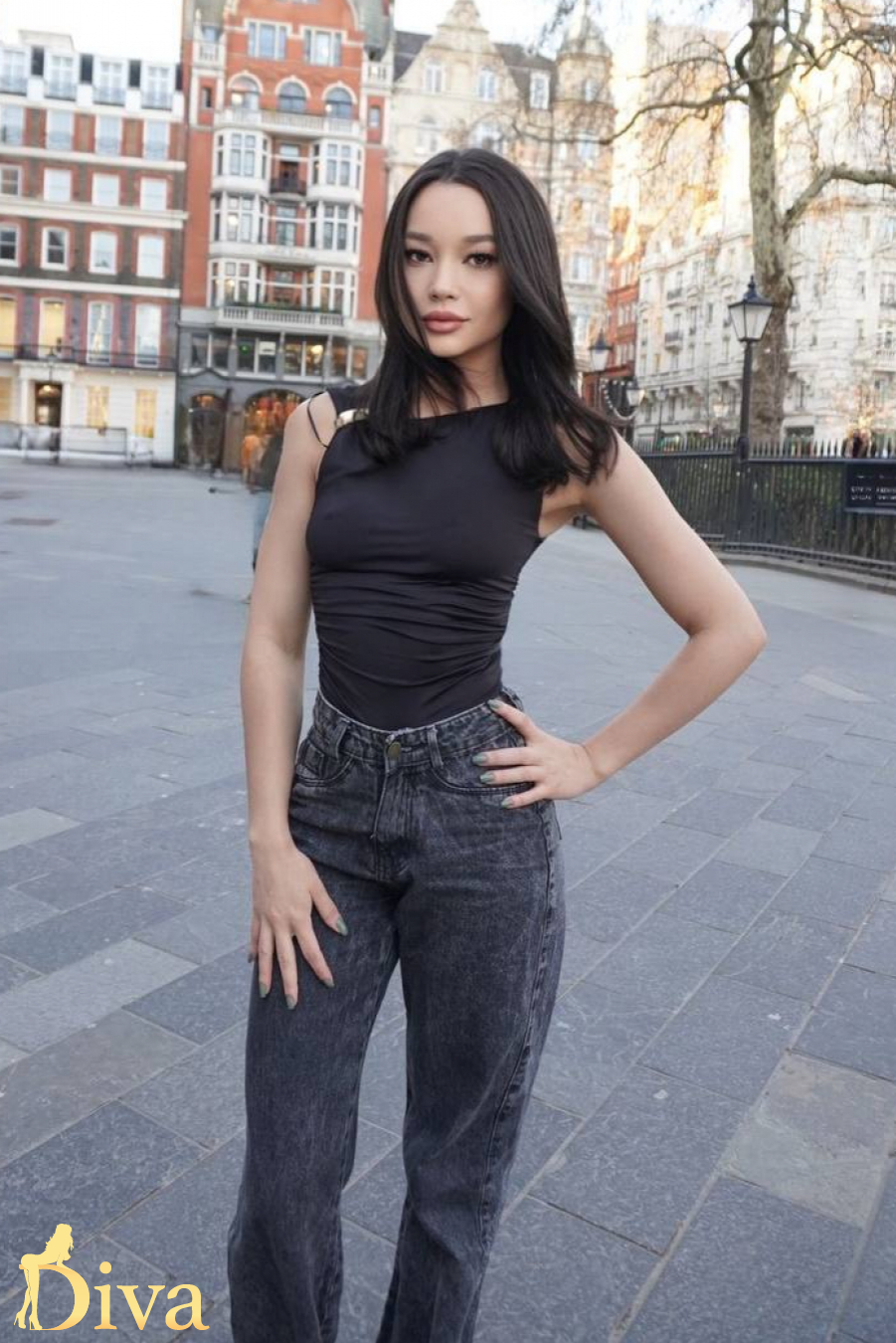 brunette-bond-street-oxford-circus-marble-arch-sarine-r17747991517181-0001.jpg