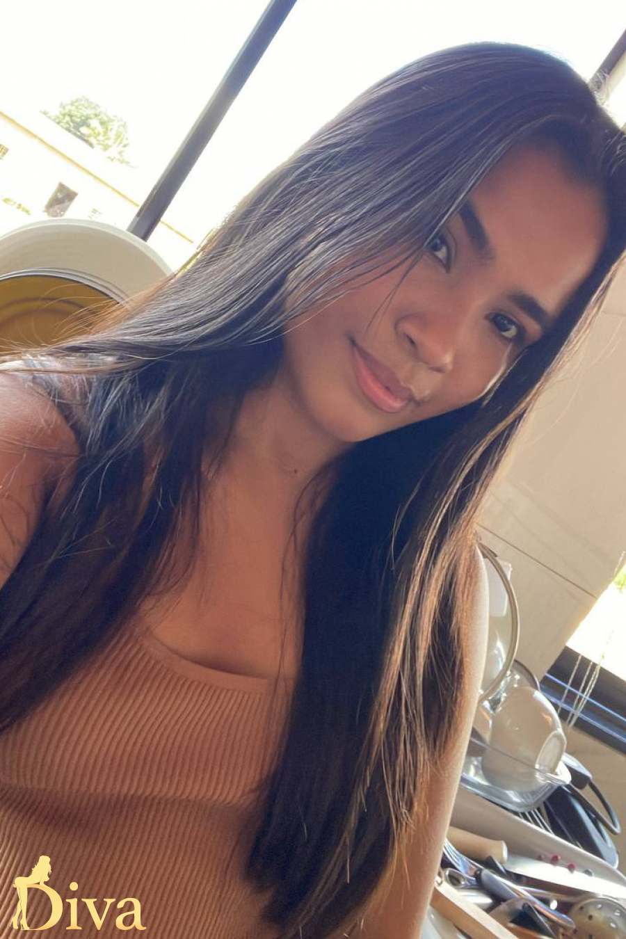 brunette-stamford-brook-shepherds-bush-market-turnham-green-east-acton-rahma-r17714104658176-0004.jpeg