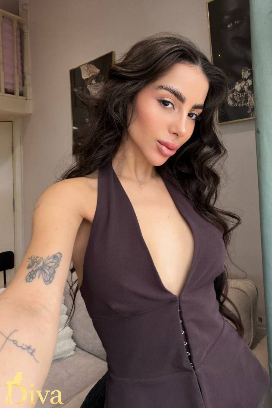 brunette-kensington-olympia-earls-court-holland-park-west-kensington-kaleah-r17758941943917-0002.jpg