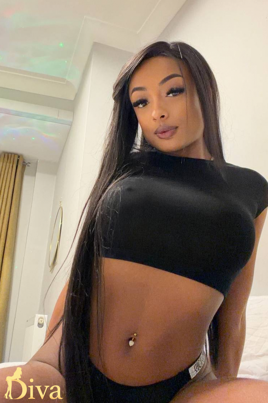 brunette-west-silvertown-royal-wharf-pier-pontoon-dock-narzana-r17761759915215-0002.jpeg