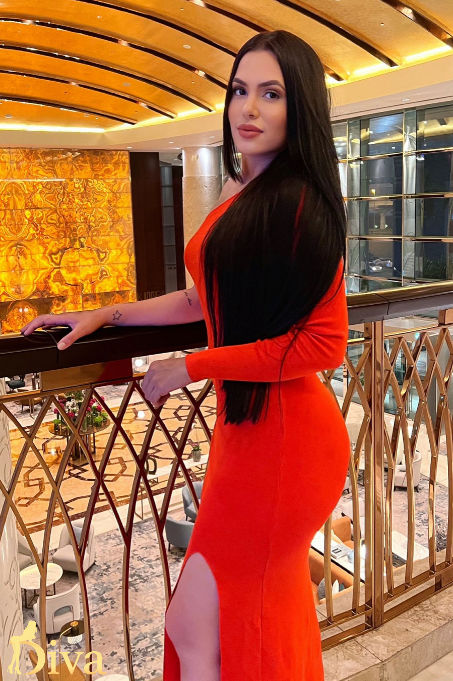 brunette-fulham-broadway-west-brompton-parsons-green-imperial-wharf-pepper-r17364247852742-0002.jpeg