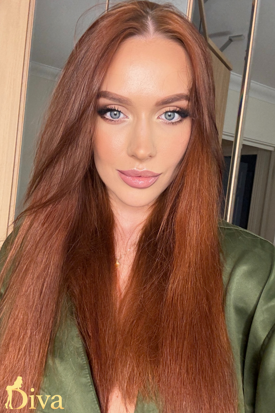 redhead-st-jamess-park-pimlico-victoria-meleph-r17243447830453-0001.jpg