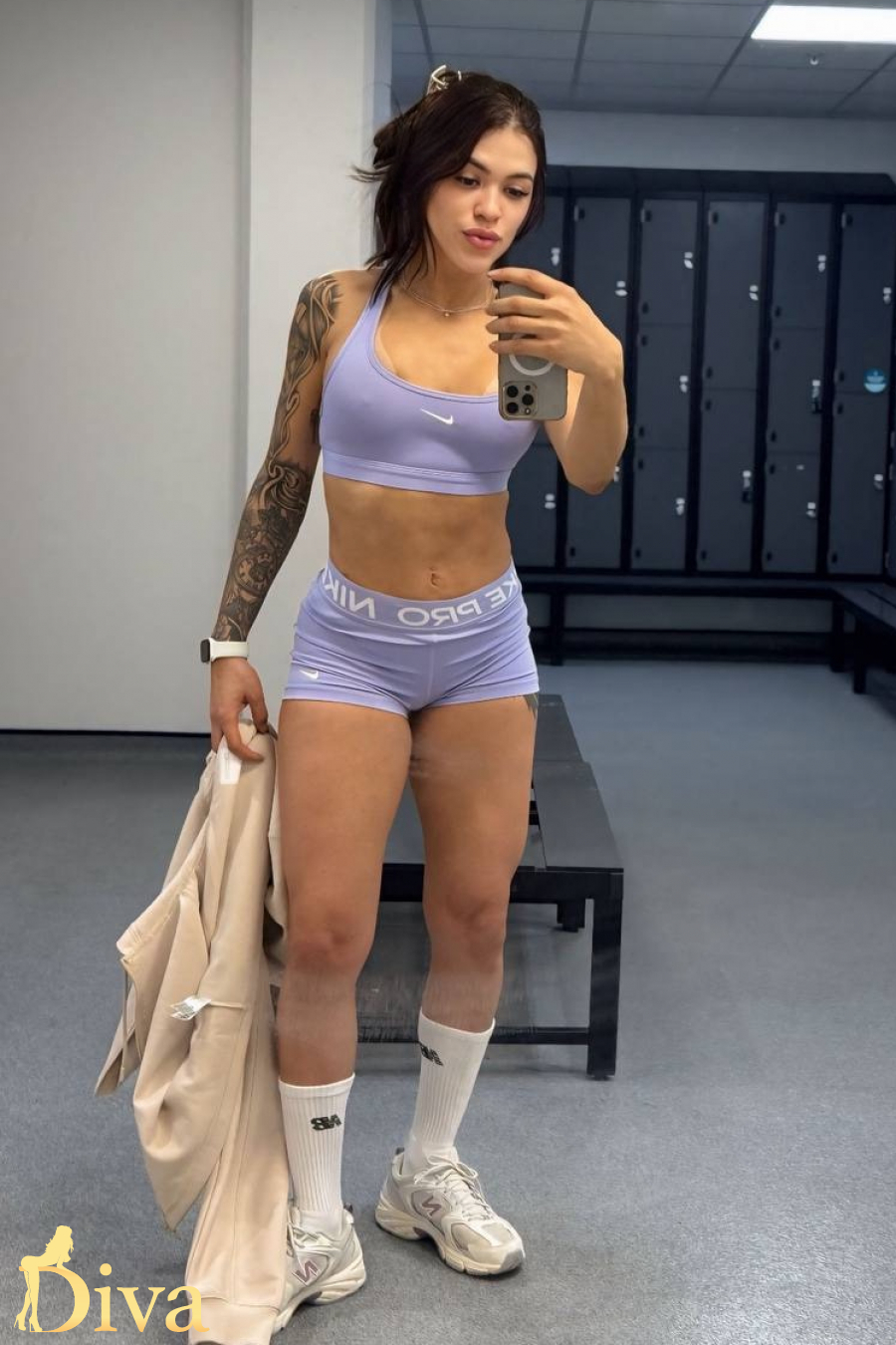brunette-vauxhall-todora-r17555297553942-0001.jpeg