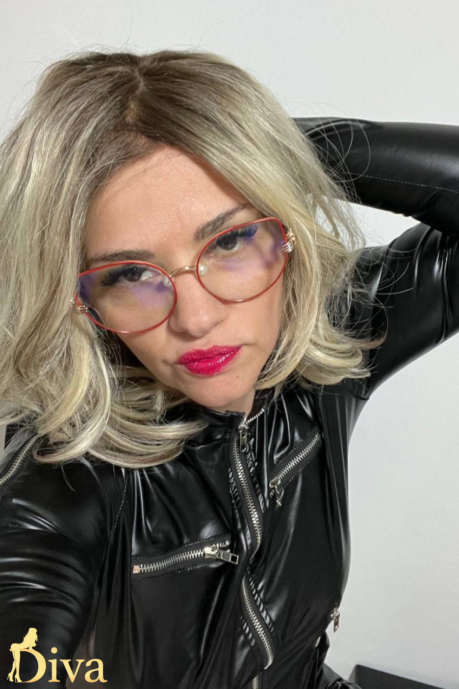 blonde-edgware-road-paddington-marble-arch-mistress-banoffee-r17765860599233-0002.jpg
