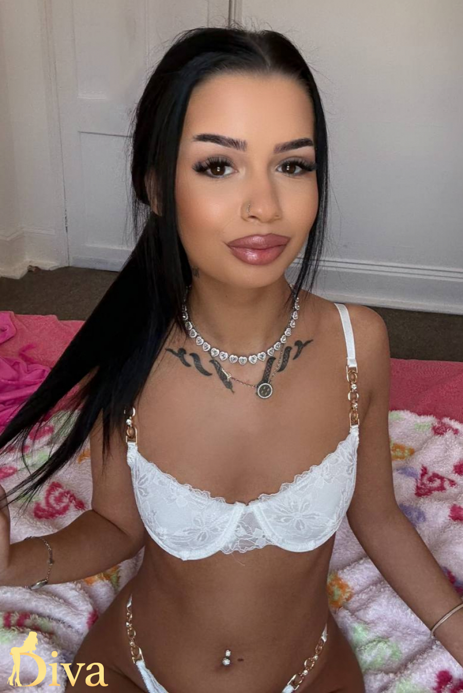 brunette-marylebone-baker-street-edgware-road-korrie-r17587320826063-0002.jpg