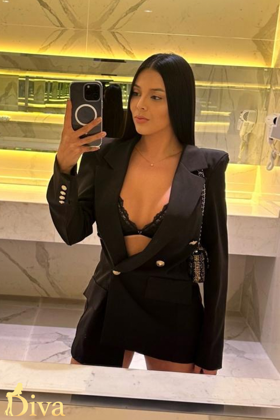 brunette-west-kensington-barons-court-west-brompton-earls-court-nerisa-r17537012713909-0001.jpeg