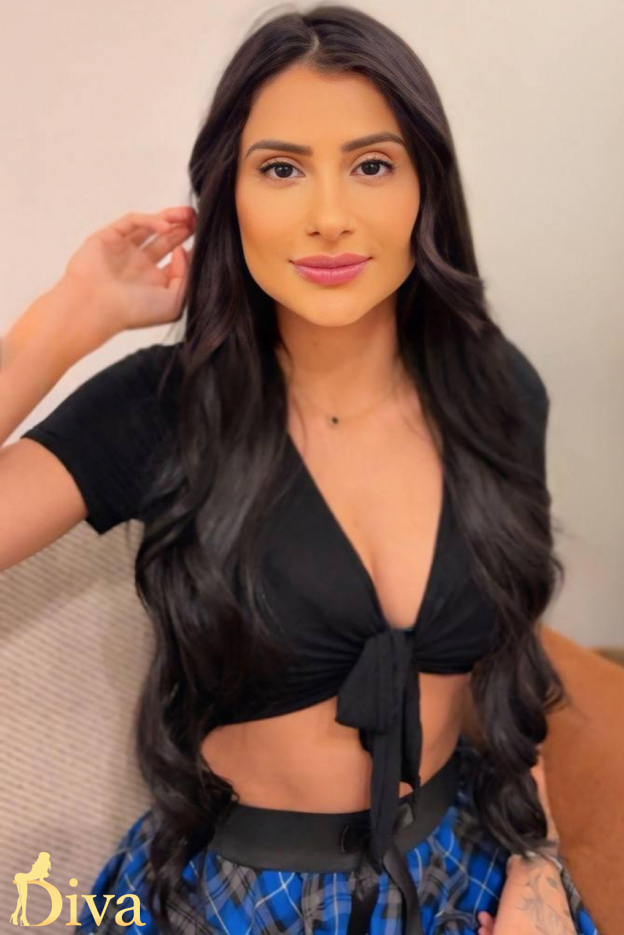 brunette-edgware-road-marylebone-baker-street-rudi-r17633247478904-0001.jpg