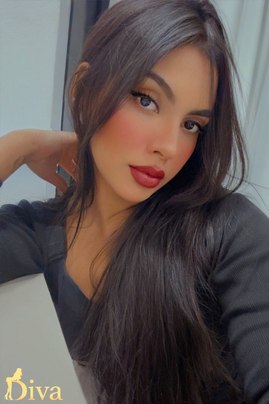 brunette-earls-court-west-brompton-gloucester-road-west-kensington-alejandra-r17141256256446-0002.jpg