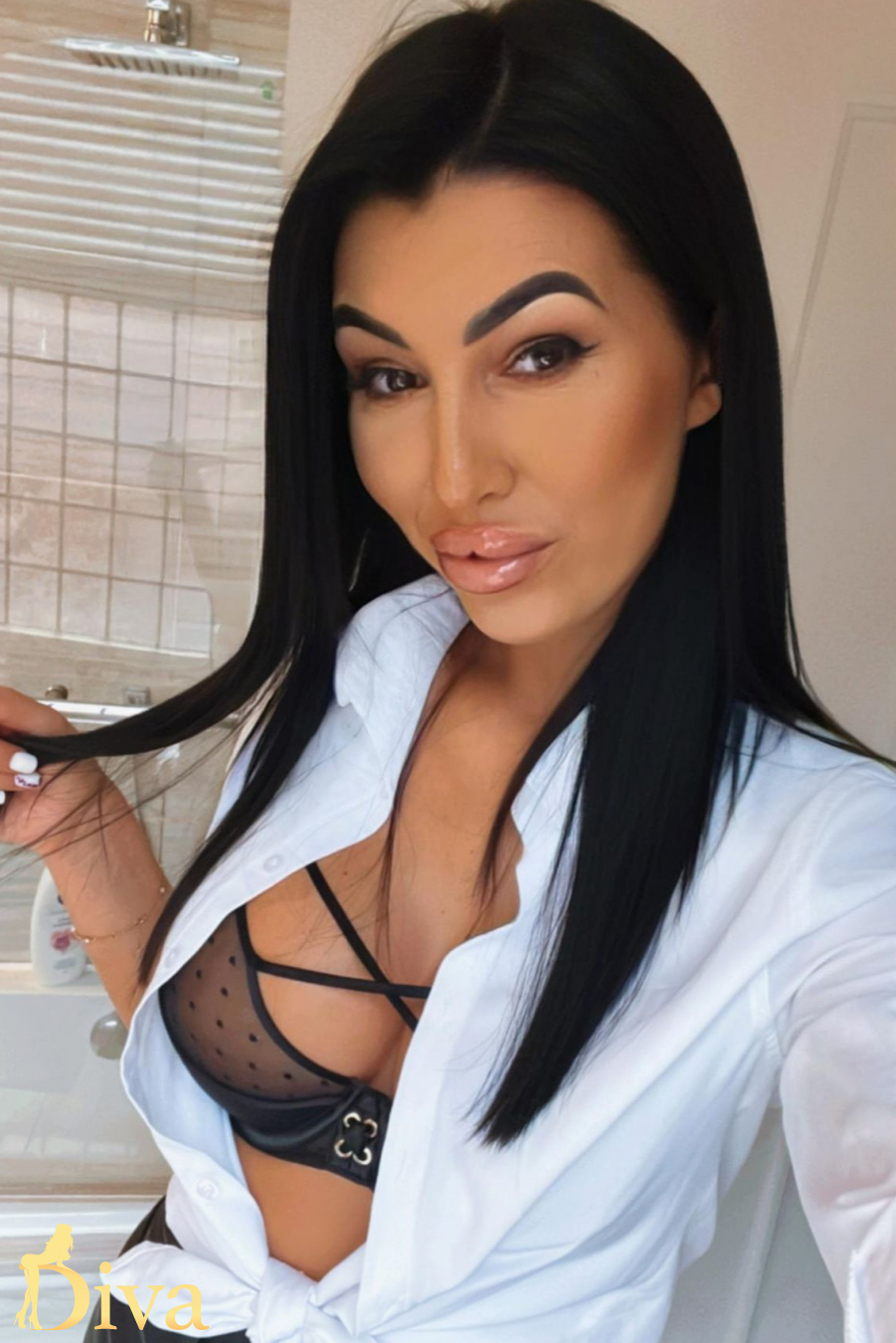 brunette-gloucester-road-earls-court-south-kensington-mistress-mermaid-r17311728738314-0003.jpg