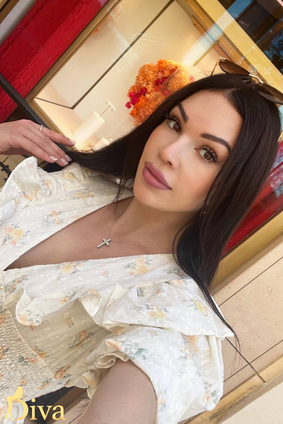 brunette-gloucester-road-south-kensington-earls-court-aliandra-r17299707184999-0001.jpg