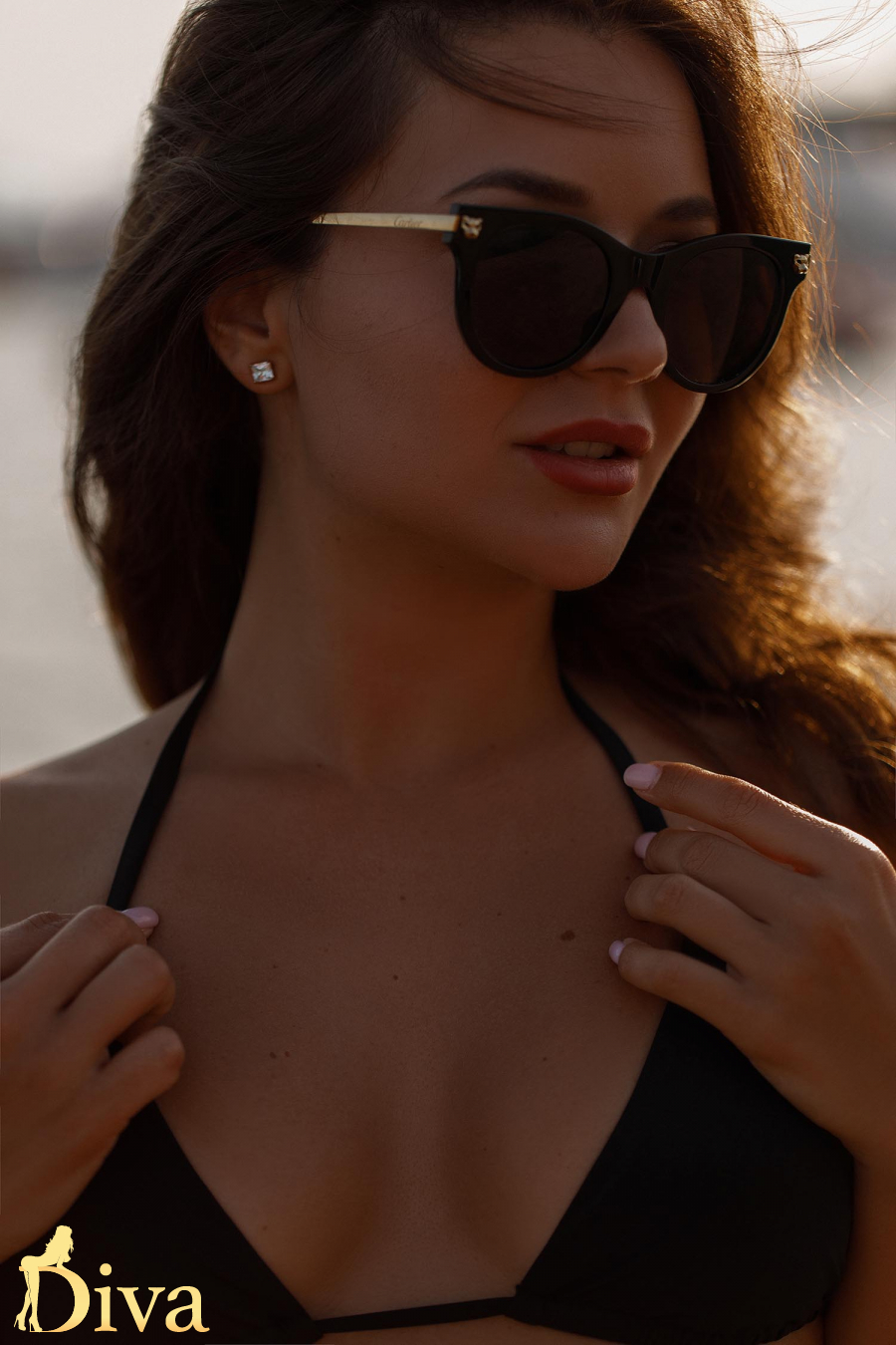 brunette-dubai-aziza-r16973717262132-0001.jpg