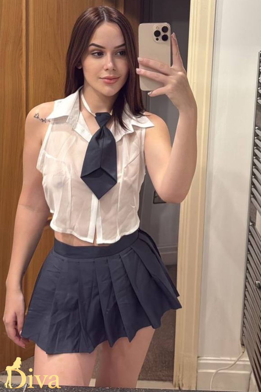 brunette-paddington-edgware-road-lancaster-gate-lark-r17616543931515-0001.jpg