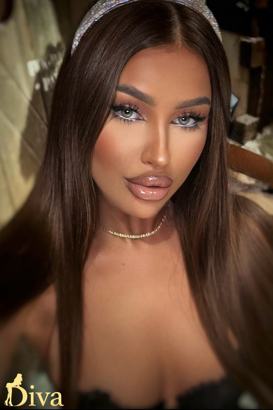 brunette-kennington-valen-r17345304835425-0002.jpeg