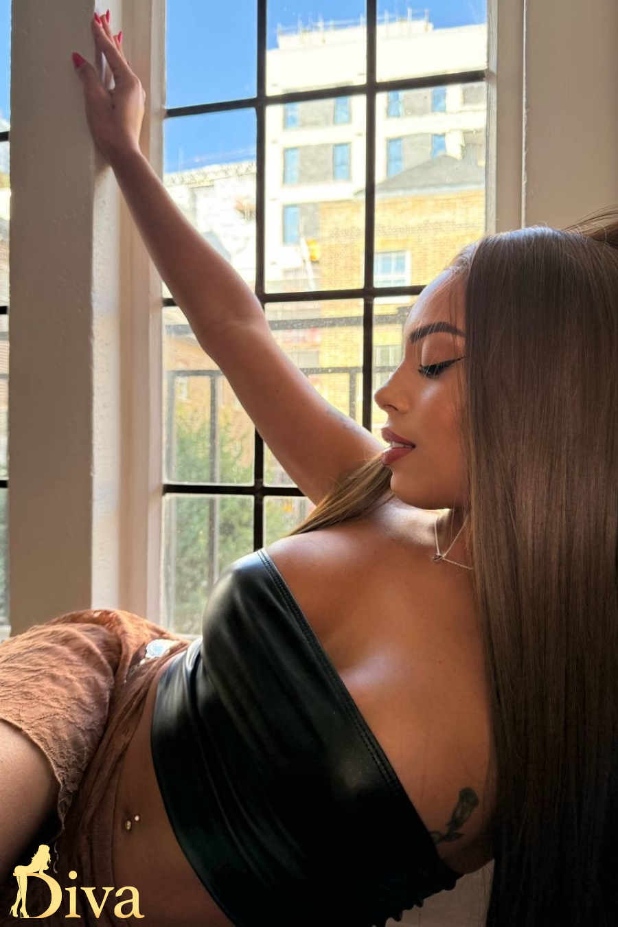 brunette-earls-court-kensington-olympia-west-kensington-mozetta-r17561377310094-0001.jpeg