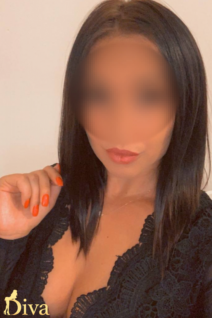 brunette-south-kensington-sloane-square-knightsbridge-tinsley-r16973809982015-0003.jpg