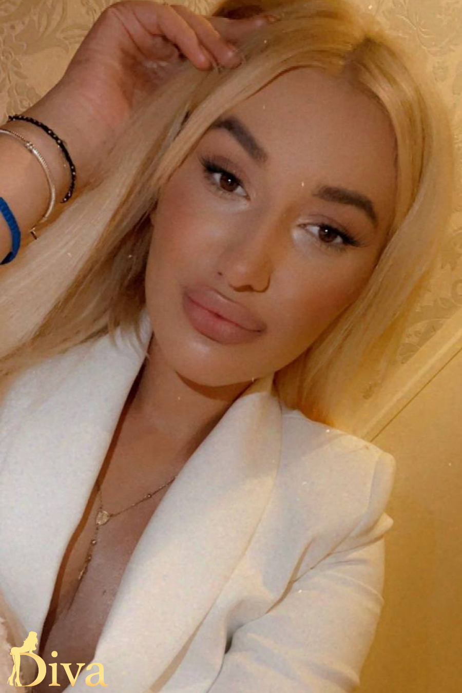 blonde-paddington-edgware-road-royal-oak-tabby-r16973126126500-0002.jpg