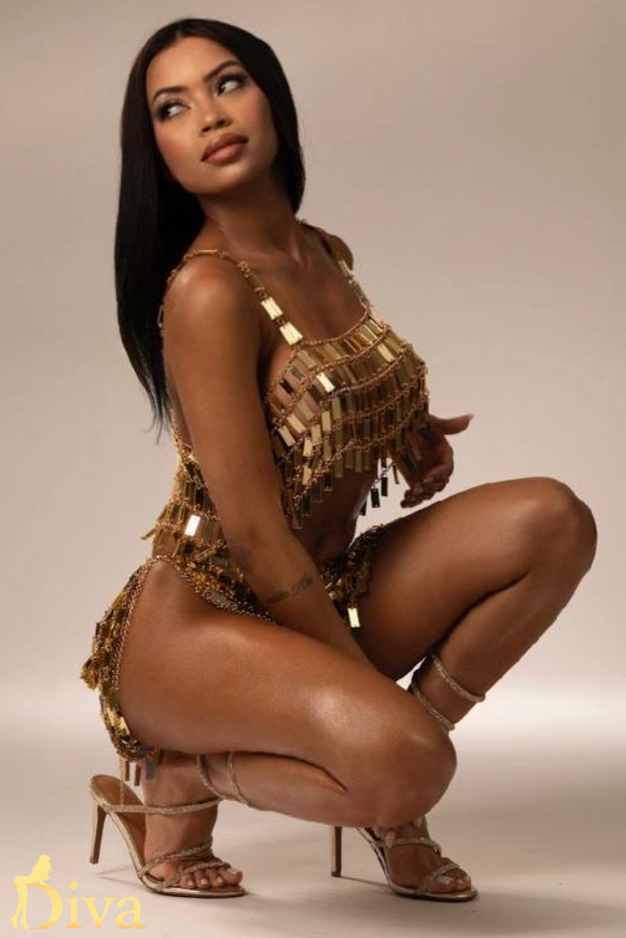 brunette-west-kensington-west-brompton-barons-court-taron-r17653707693679-0001.jpeg