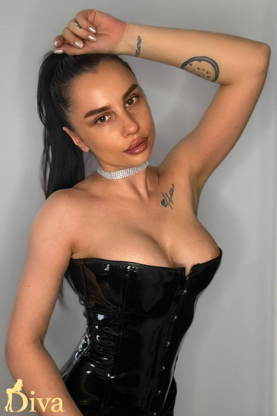 brunette-sloane-square-south-kensington-knightsbridge-mistress-brenta-r17605220186221-0001.jpg