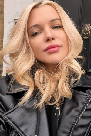 blonde-west-brompton-earls-court-fulham-broadway-cortney-r17711659012898-0004.jpg