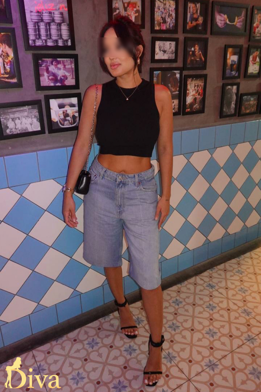 brunette-goodge-street-euston-square-warren-street-flokita-r17711586362359-0002.jpg